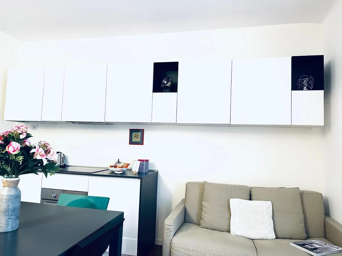 Bixio Eleven Junior Suite A 7 Minuti Dal Duomo Milano
