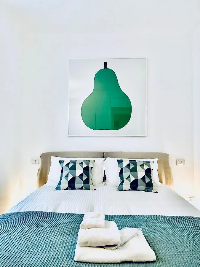 Apartment Bixio Eleven Junior Suite A 7 Minuti Dal Duomo Milan Italy