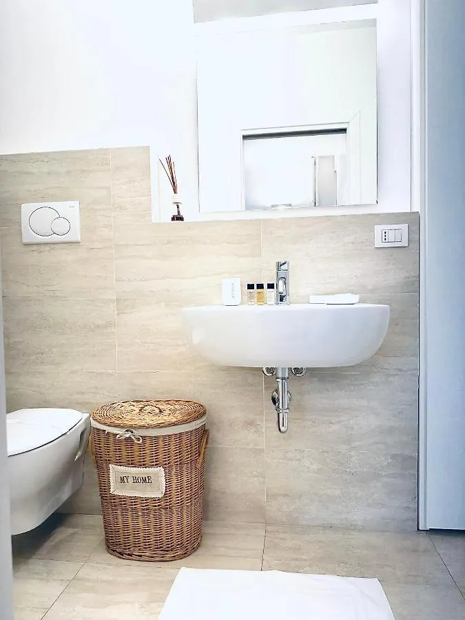 Bixio Eleven Junior Suite A 7 Minuti Dal Duomo Milan